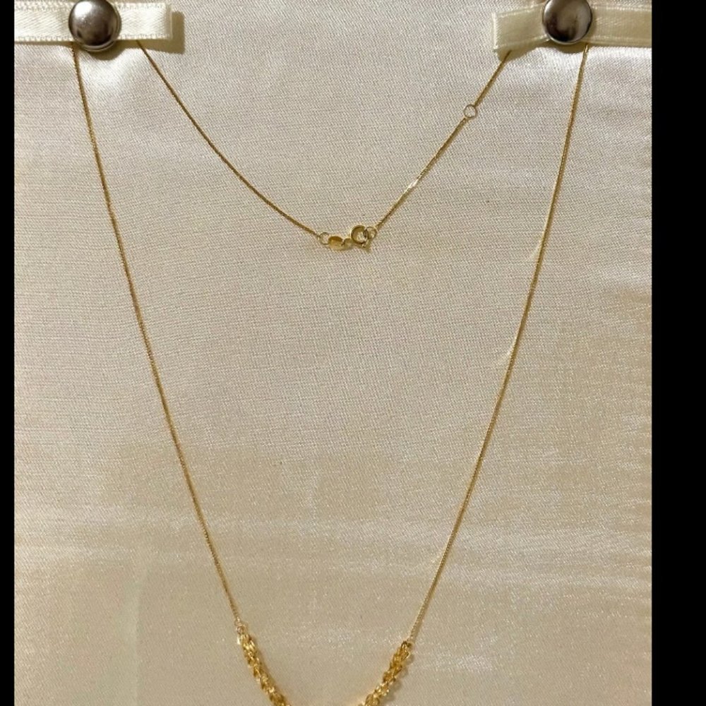 Dainty 18K  Saudi Gold Necklace 17.25"
